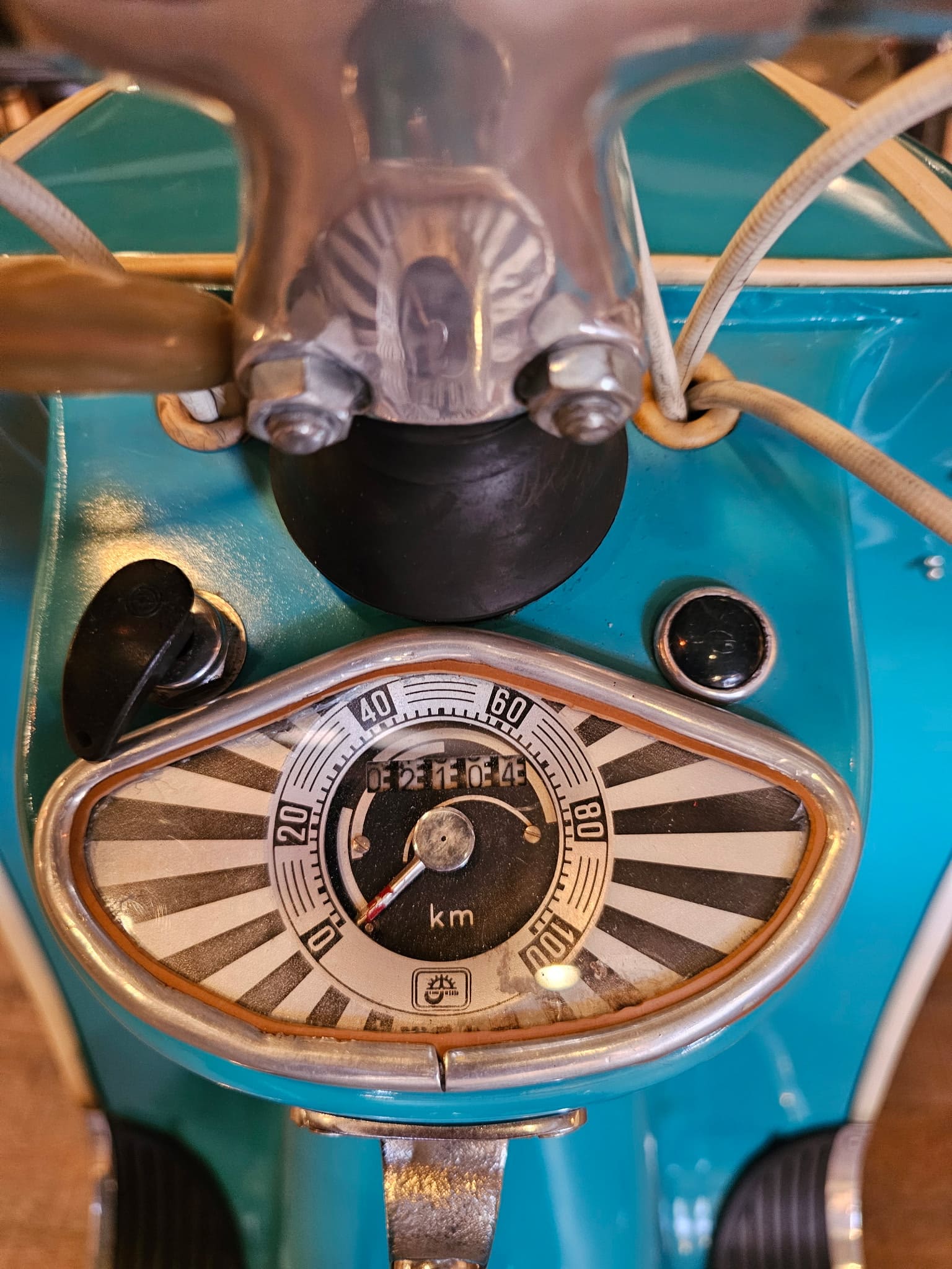 Original speedometer reading in kilometers